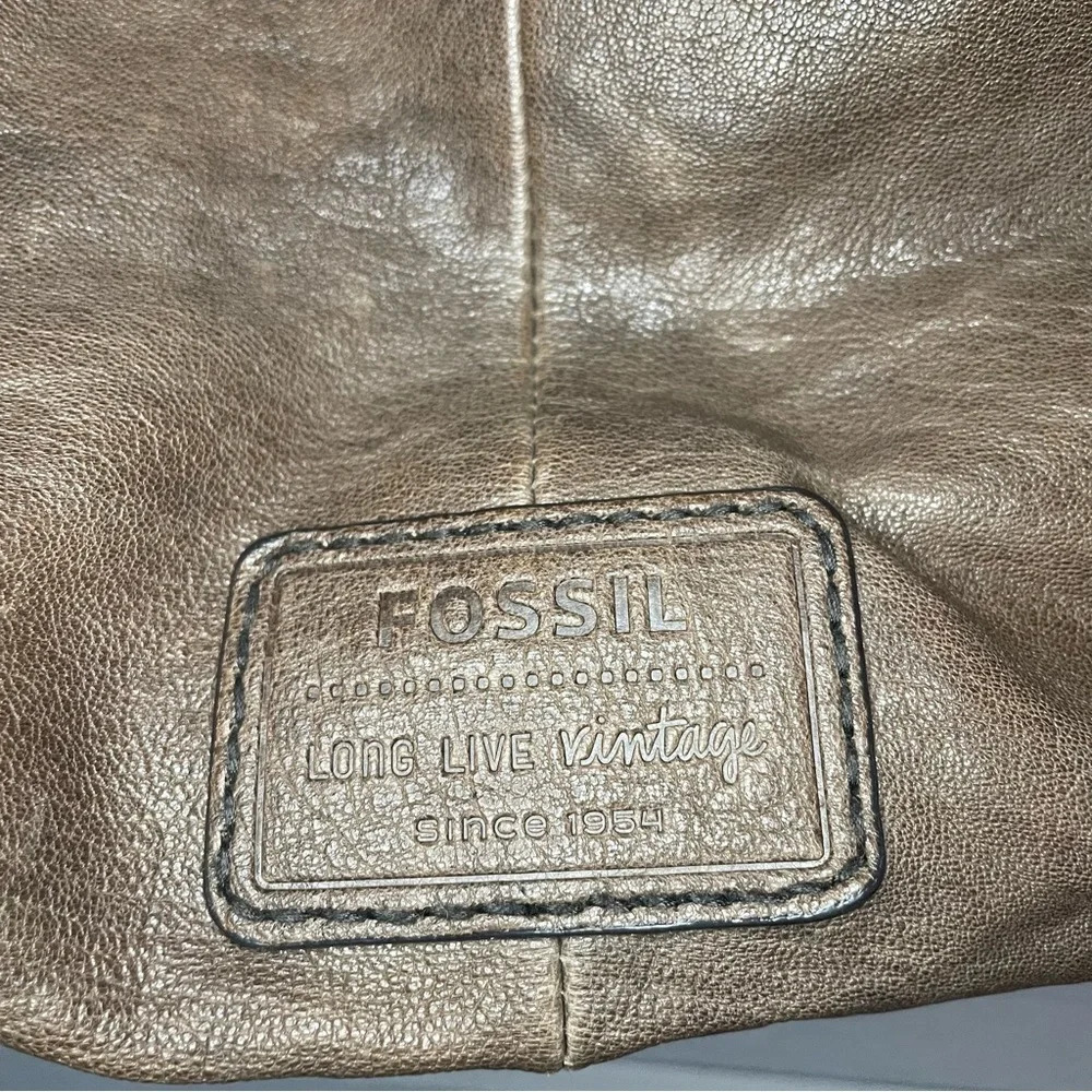 Fossil Long Live Vintage Brown Leather Brass
Studded Shoulder Hobo Bag Purse - Picture 10 of 17